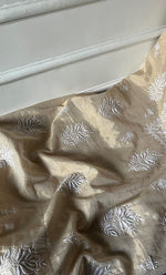 将图像加载到图库查看器中, Women's Lakhnavi Handcrafted Tissue Chanderi Unstitched Chikankari Kurta And Dupatta Set - HONC0328099