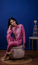 Load image into Gallery viewer, Shazana Women's Lakhnavi Handcrafted Modal Cotton Chikankari Chikankari Top and Pant Set - HONC0213489