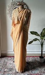 将图像加载到图库查看器中, Women's Lakhnavi Handcrafted Pure Silk Georgette Chikankari Saree - HONC0274137