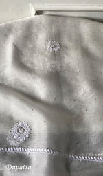 将图像加载到图库查看器中, Women's Lakhnavi Handcrafted Pure Organza Chikankari Unstitched Kurta And Dupatta Set- HONC0341955