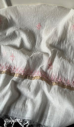 将图像加载到图库查看器中, Women's Lakhnavi Handcrafted Mul Chanderi Kurta And Dupatta Set - HONC0257369