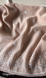 将图像加载到图库查看器中, Laiba Women's Lakhnavi Handcrafted Mul Chanderi Semi - Stitched Anarkali And Dupatta Set - HONC0288588