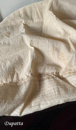 将图像加载到图库查看器中, Mira Women's Lakhnavi Handcrafted Mul Chanderi unstitched Kurta And Dupatta Set - HONC0241684