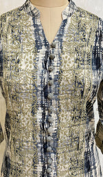 Load image into Gallery viewer, Women's Lucknowi Handcrafted Cotton Chikankari Kurti - NC070190