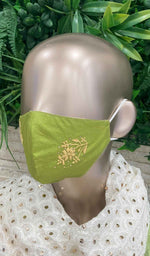 Load image into Gallery viewer, لکھنوی ہاتھ سے تیار شدہ چکنکاری ماسک (3 کا پیک) - NC0M773