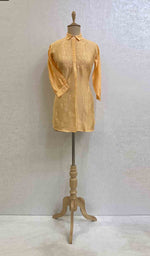 将图像加载到图库查看器中, Lakhnavi 手工制作 Chanderi 丝绸 Chikankari 上衣 - HONC062102