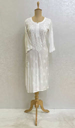 Load image into Gallery viewer, Women's Lucknowi Handcrafted Muslin Chikankari Kurti - HONC069426