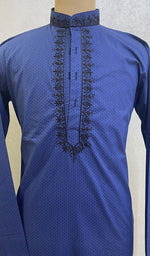 Load image into Gallery viewer, Men's Lucknowi Handcrafted Cotton Chikankari Kurta - HONC082749