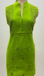 Load image into Gallery viewer, Women's Lucknowi Handcrafted Cotton Chikankari Top - HONC099088