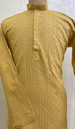 Load image into Gallery viewer, Men's Lucknowi Handcrafted Cotton Chikankari Kurta - HONC0114555