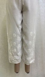 将图像加载到图库查看器中, 勒克瑙手工制作粘胶乔其纱 Chikankari Palazzo- HONC0110838