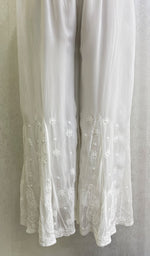 将图像加载到图库查看器中, 勒克瑙手工制作粘胶乔其纱 Chikankari Sharara - HONC0111492