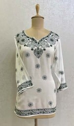 Load image into Gallery viewer, Women's Lakhnavi Handcrafted Cotton Chikankari Top - HONC077619