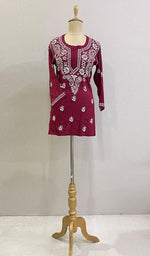 将图像加载到图库查看器中, Women's Lakhnavi Handcrafted Modal Cotton Chikankari Top - HONC0220350