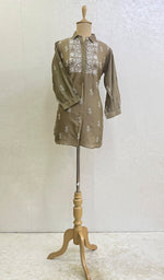 Load image into Gallery viewer, Shamina Women's Lakhnavi Handcrafted Chanderi Silk Chikankari Top - HONC0166352