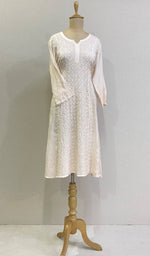 将图像加载到图库查看器中, Pari Women's Lucknowi Handcrafted Muslin Chikankari Kurti - HONC0204771