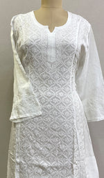 将图像加载到图库查看器中, Pari Women's Lucknowi Handcrafted Muslin Chikankari Kurti - HONC0204094