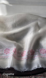 将图像加载到图库查看器中, Gulalai Women's Lakhnavi Handcrafted Mul Chanderi Unstitched Kurta And Dupatta Set - HONC0359788