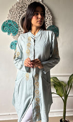 将图像加载到图库查看器中, Women's Lakhnavi Handcrafted Cotton Chikankari Top - HONC0315200