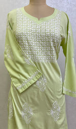 将图像加载到图库查看器中, Sufiyani Women's Lucknowi Handcrafted Cotton Chikankari Kurti - HONC161351