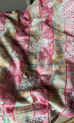 将图像加载到图库查看器中, Women's Lakhnavi Handcrafted Cotton Chikankari Unstitched  Kurta And Kurta Dupatta Set - HONC0312681