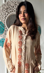 将图像加载到图库查看器中, Women's Lakhnavi Handcrafted Modal Cotton Chikankari Top - HONC0315222