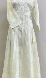将图像加载到图库查看器中, Abisha Women's Lucknowi Handcrafted Cotton Chikankari Angrakha - HONC0232861