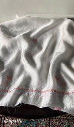 Load image into Gallery viewer, Women's Lakhnavi Handcrafted Mul Chanderi Unstitched Kurta And Dupatta Set - HONC0344582