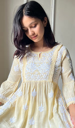 Load image into Gallery viewer, Women's Lakhnavi Handcrafted Cotton Chikankari Short Kurta And Palazzo Set - HONC0293820