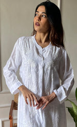 将图像加载到图库查看器中, Women's Lakhnavi Handcrafted Cotton Chikankari Kurti And Plazzo Set - HONC0289250
