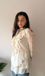 Load image into Gallery viewer, Sophia Women's Lakhnavi Handcrafted Mul Chanderi Chikankari Top - HONC0373010