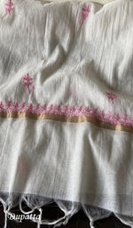 将图像加载到图库查看器中, Women's Lakhnavi Handcrafted Mul Chanderi Kurta And Dupatta Set - HONC0257361