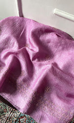 Load image into Gallery viewer, Women's Lakhnavi Handcrafted Tussar Silk Chikankari Kurta And Dupatta Set - HONC0307385