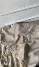 将图像加载到图库查看器中, Mahira Women's Lakhnavi Handcrafted Mul Chanderi Unstitched Chikankari Full Suit - HONC0355231