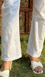 将图像加载到图库查看器中, Women's Lucknowi Handcrafted Cotton Chikankari Pant - HONC0250583