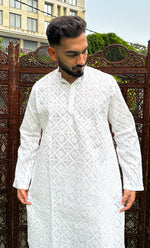 Load image into Gallery viewer, Men's Lucknowi Handcrafted Cotton Chikankari Kurta - HONC0283972