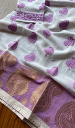 将图像加载到图库查看器中, Women's Lakhnavi Handcrafted Cotton Chikankari Kurti - NC3901