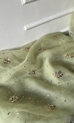 将图像加载到图库查看器中, Women's Lakhnavi Handcrafted Pure Organza Chikankari Unstitched Kurta And Dupatta Set- HONC0332698