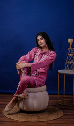 Load image into Gallery viewer, Shazana Women's Lakhnavi Handcrafted Modal Cotton Chikankari Chikankari Top and Pant Set - HONC0213489