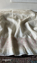 Load image into Gallery viewer, Women's Lakhnavi Handcrafted Tussar Silk Chikankari Kurta And Dupatta Set - HONC0314565