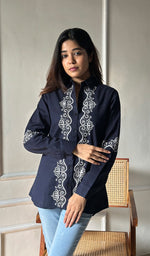 Load image into Gallery viewer, Women's Lucknowi Handcrafted Slub Cotton Chikankari Top - HONC0299128