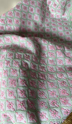 将图像加载到图库查看器中, Misba Women's Lakhnavi Handcrafted Cotton Chikankari Suit Material - HONC0291808