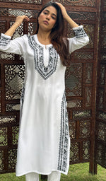 Load image into Gallery viewer, Women's Lucknowi Handcrafted Modal Cotton Chikankari Kurti - HONC0272594