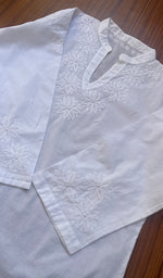 将图像加载到图库查看器中, Women's Lakhnavi Handcrafted Cotton Chikankari Kurti - NC265