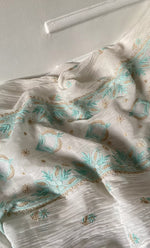 将图像加载到图库查看器中, Women's Lakhnavi Handcrafted Mul Chanderi Semi - stitched Kurta And Dupatta Set- HONC0314872