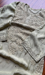 将图像加载到图库查看器中, Women's Lakhnavi Handcrafted Muslin Chikankari Kurti - HONC0175632