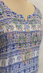 将图像加载到图库查看器中, Women's Lucknowi Handcrafted Rayon Chikankari Kurti - NC070192
