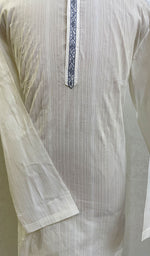 Load image into Gallery viewer, Men's Lucknowi Handcrafted Cotton Chikankari Kurta - HONC096272