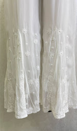 将图像加载到图库查看器中, 勒克瑙手工制作粘胶乔其纱 Chikankari Sharara - HONC0111492