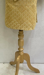 Load image into Gallery viewer, Men's Lucknowi Handcrafted Cotton Chikankari Kurta -HONC0123556